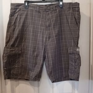 Mens Wrangler cargo shorts.